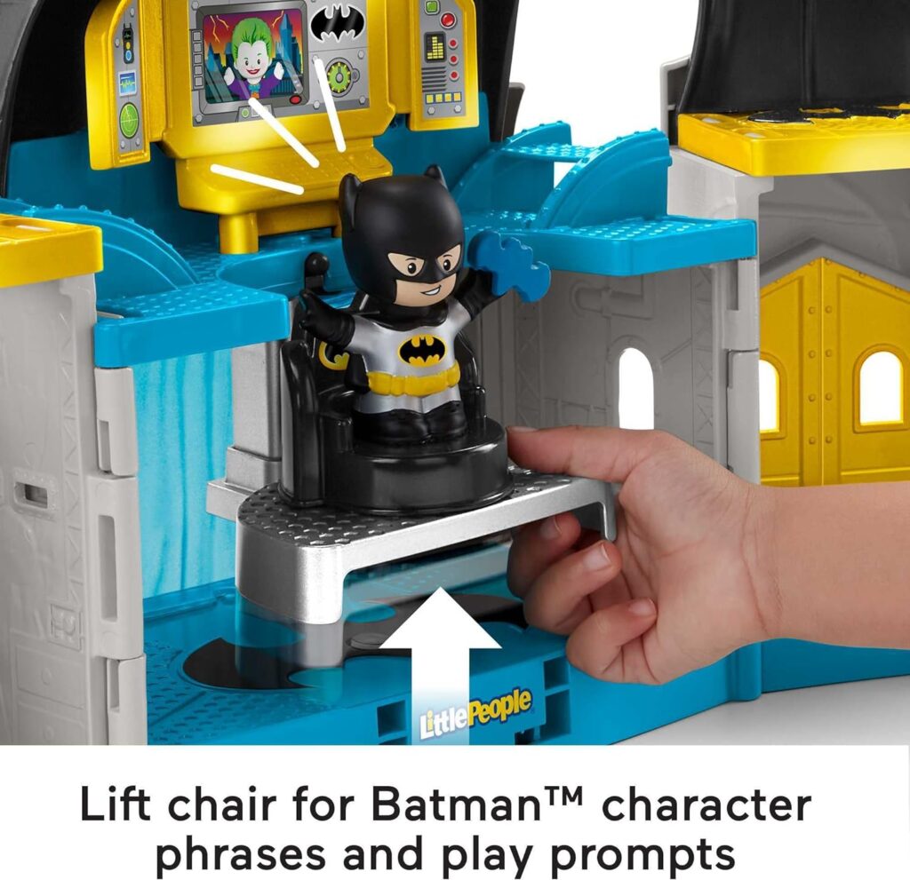 Fisher-Price Little People DC Super Friends Deluxe Batcave, Batman playset with lights and sounds plus 4 character figures for toddlers (Amazon Exclusive)
