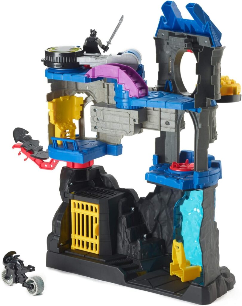 Imaginext DC Super Friends Batman Toy, Wayne Manor Batcave Playset with Batman Figure  Accessories (Amazon Exclusive)